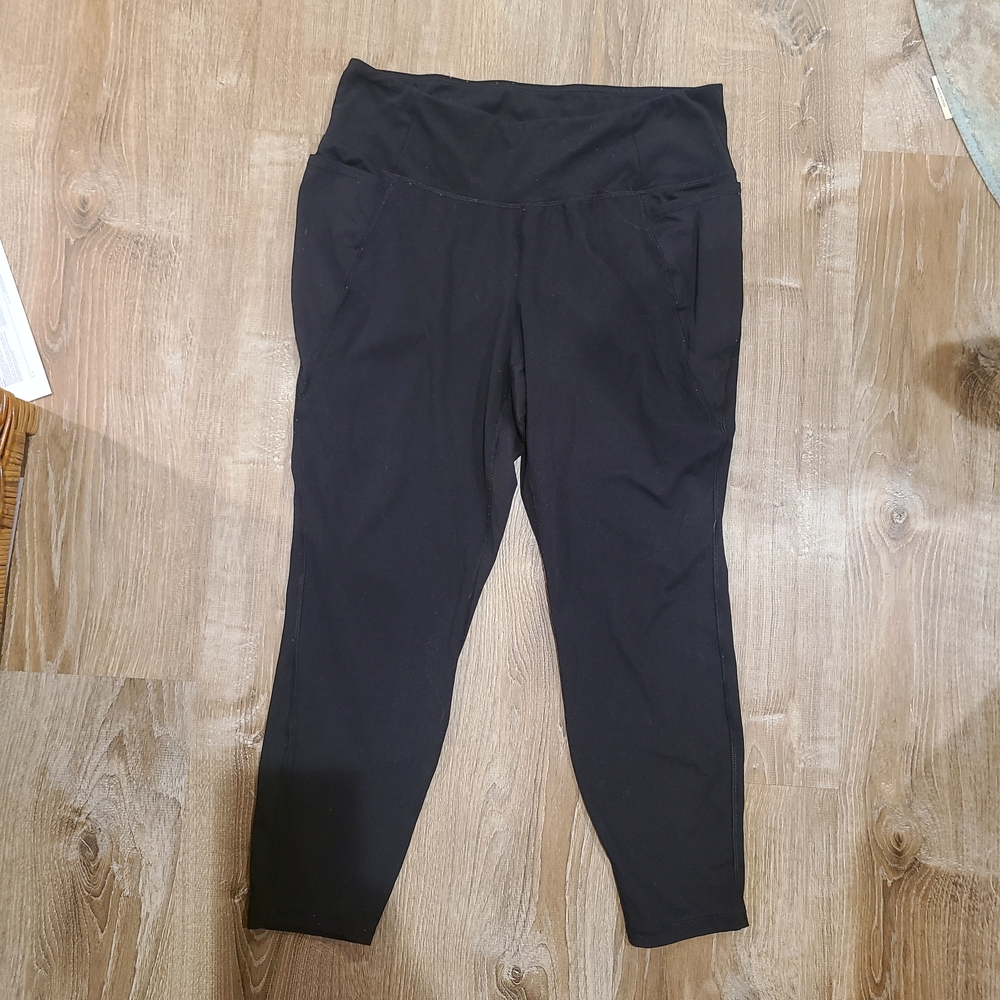 Lane Bryant LIVI Black Leggings With Pockets 18/20